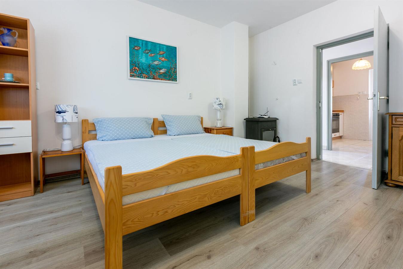 Apartment image 14