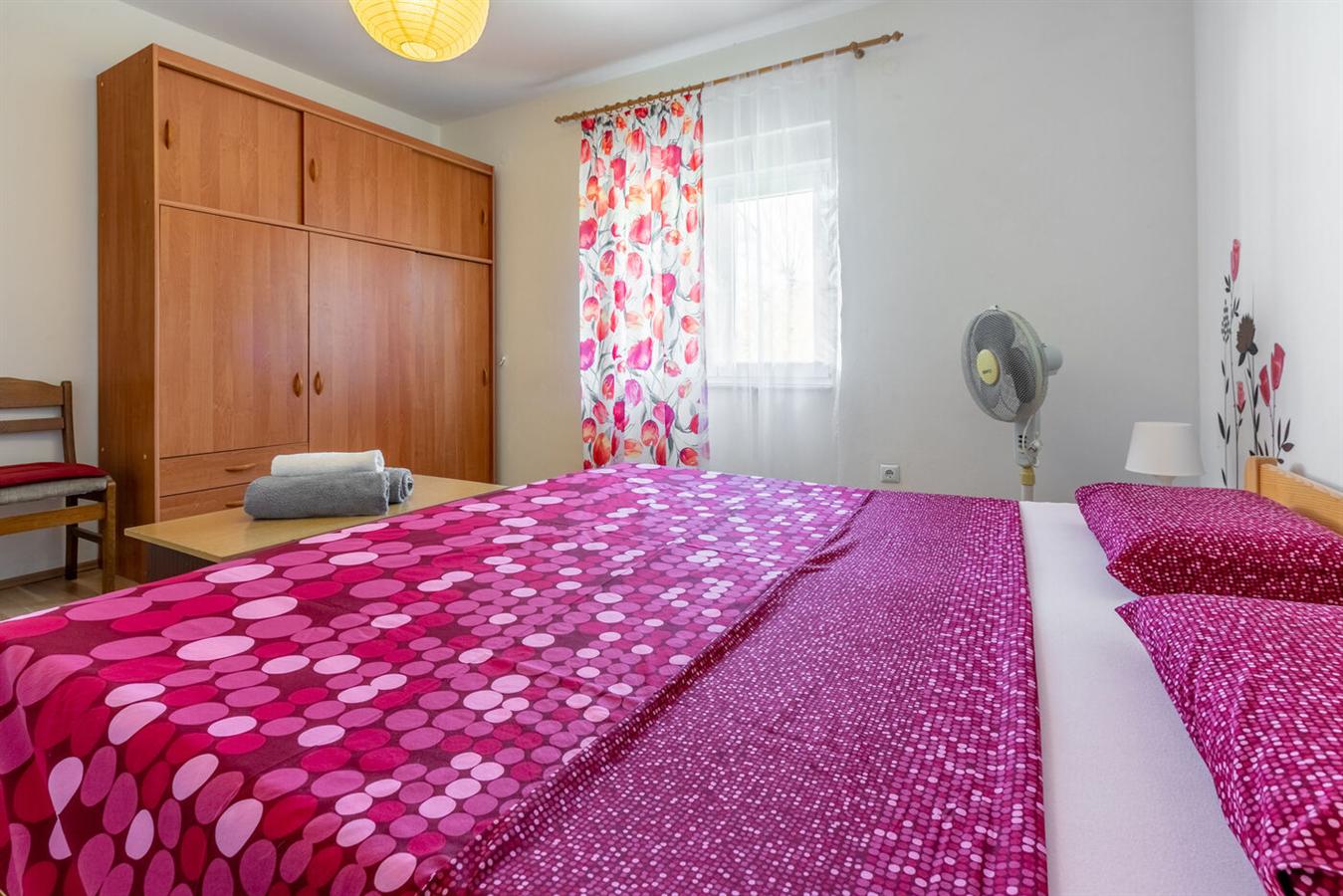 Apartment image 6