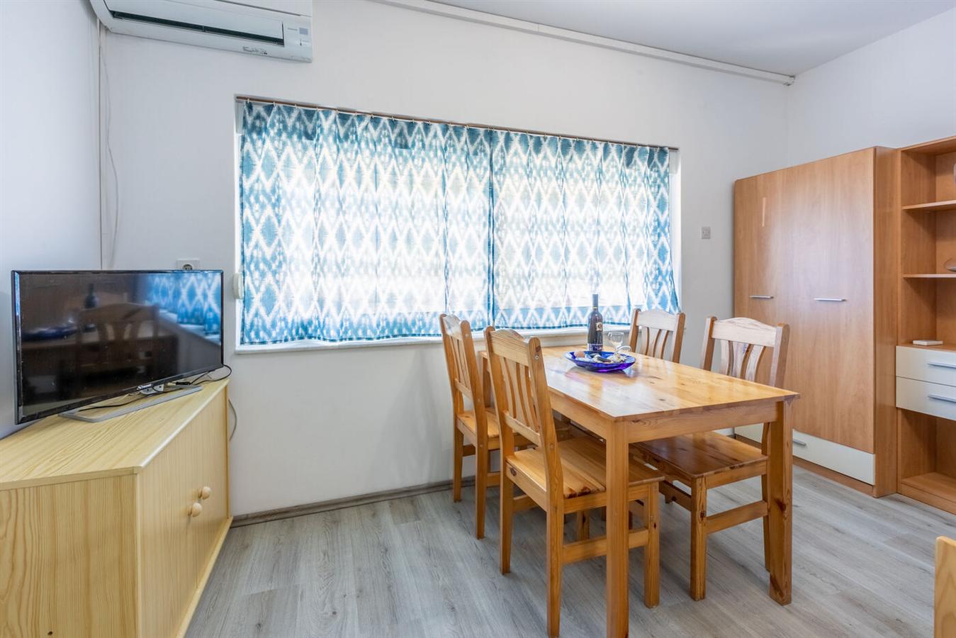 Apartment image 11