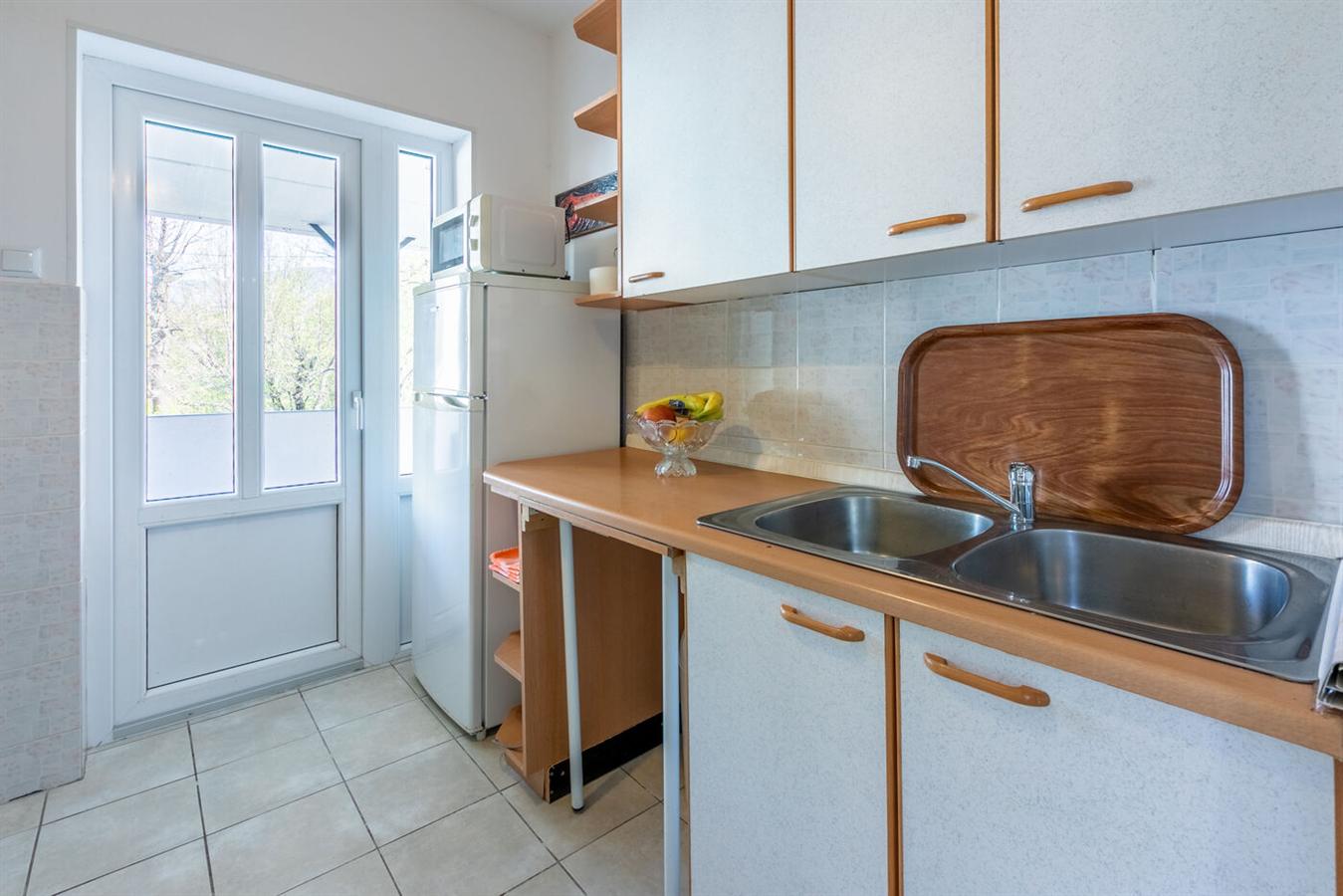 Apartment image 3