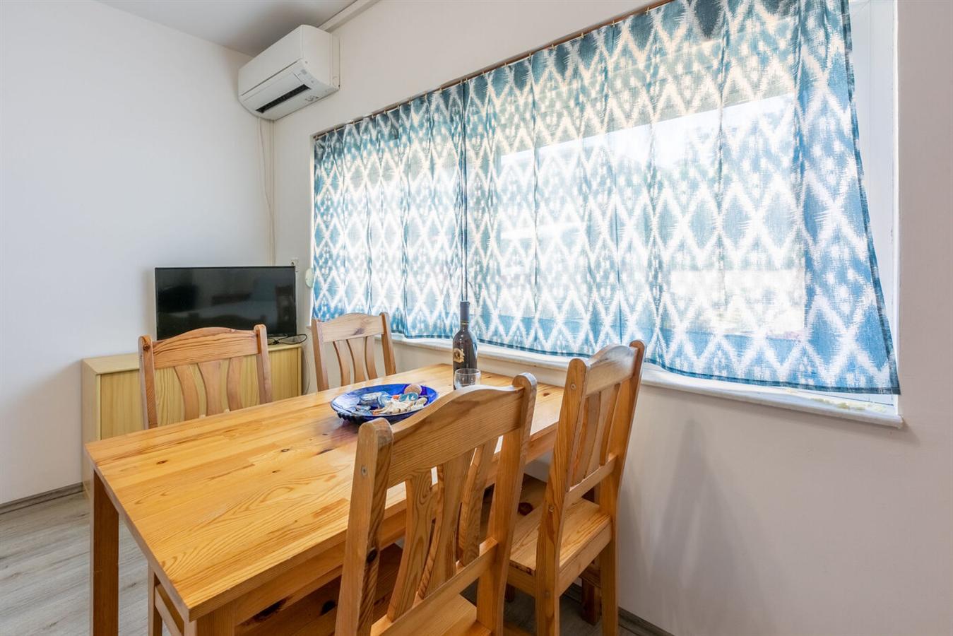 Apartment image 7